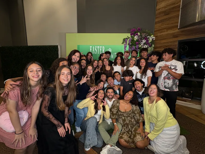 Momento real dos adolescentes da Igreja Hope Sarasota (foto 7)